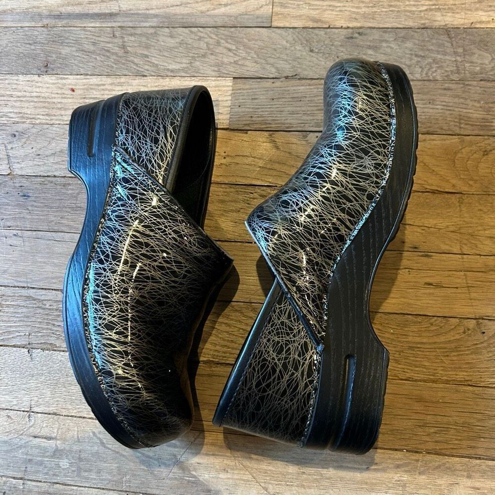 Dansko slip on clogs pre owned size 42 - Picture 7 of 11